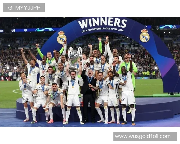 全球顶尖足球明星的传奇故事与辉煌成就解析